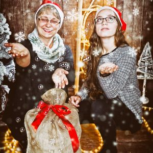Sesja świąteczna Anny M. z Córkami i pieskiem - Boże Narodzenie 2019